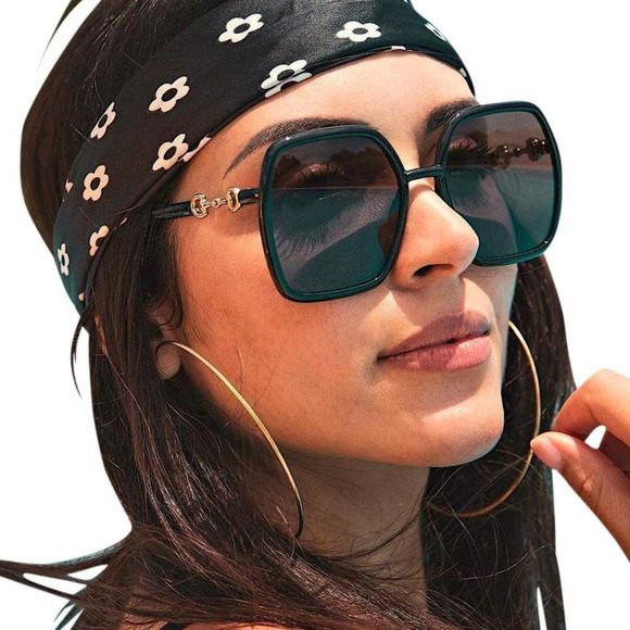 Gucci  GG0890S 001 Sunglasses Black Gray Square Women main image 4